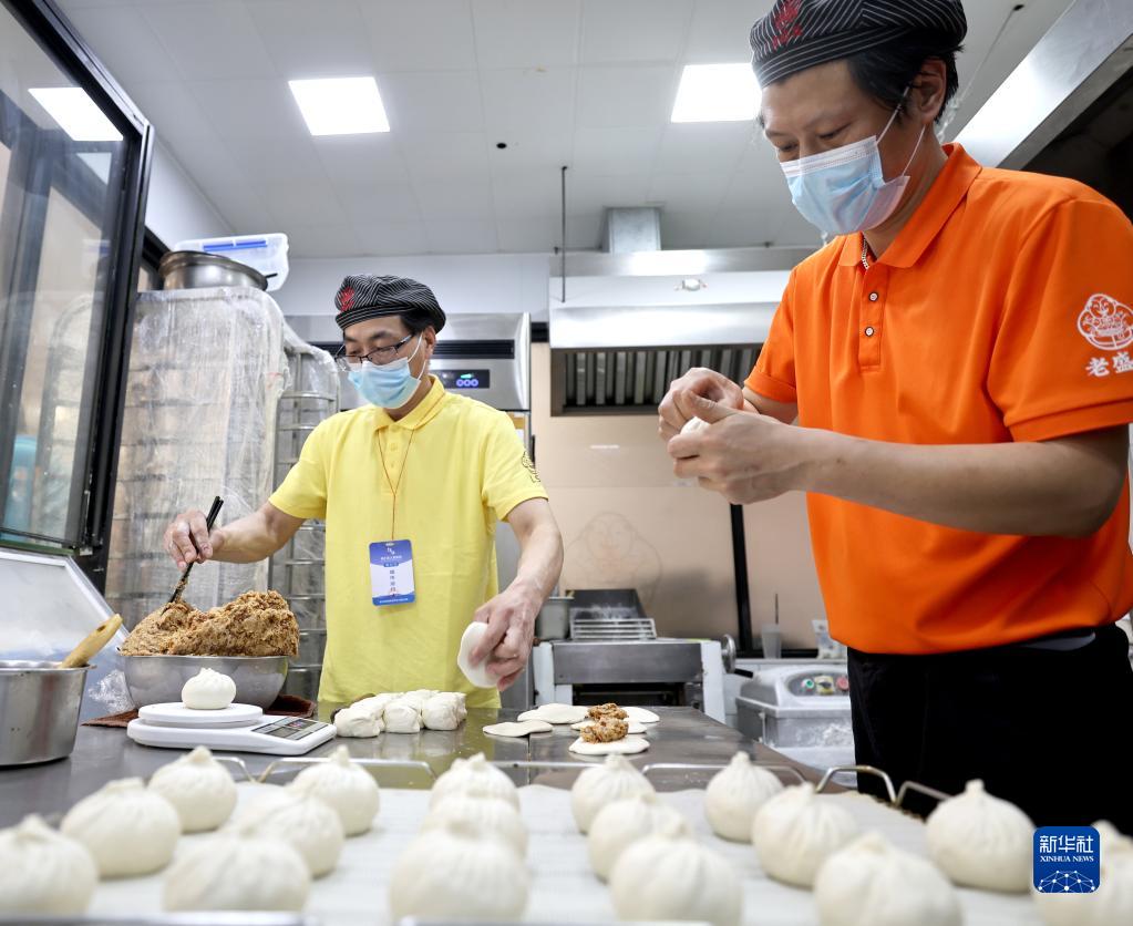 上海部分商業(ye) 網點恢複經營