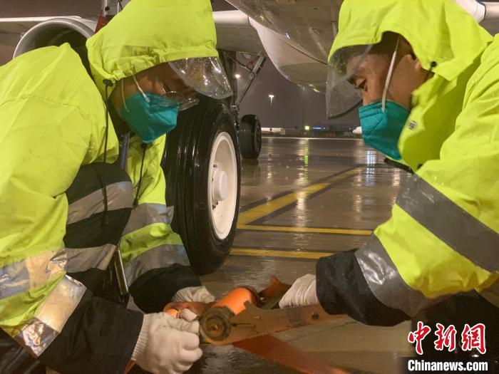 強台風“軒嵐諾”來襲南航取消9月5日在滬34個(ge) 進出港航班