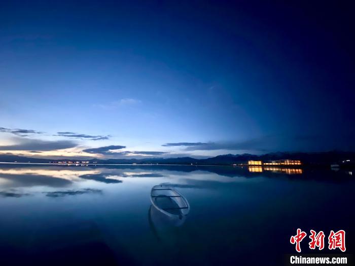 圖為(wei) 茶卡天空壹號景區。　李江寧 攝