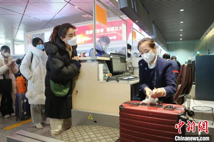 哈爾濱機場1月份運送旅客165萬(wan) 人次