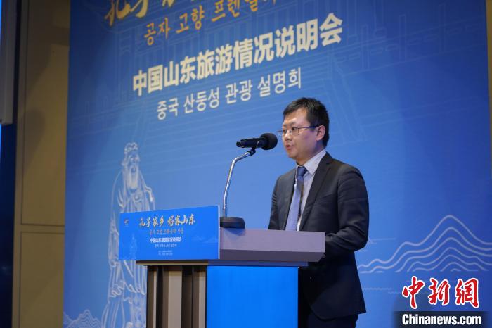 中國駐首爾旅遊辦事處主任張若愚致辭。　劉旭 攝