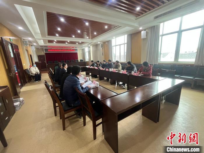 寧波大學東(dong) 海研究院召開相關(guan) 工作會(hui) 議。(資料圖) 寧波大學東(dong) 海研究院供圖