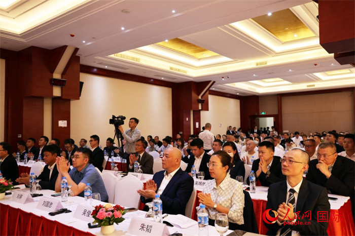 7月5日，“一帶一路”十周年與(yu) 中國老撾合作國際論壇在萬(wan) 象舉(ju) 行。人民網記者楊一攝