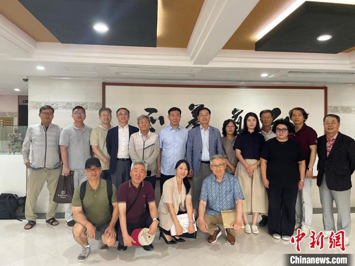 《中韓文化交流與(yu) 互鑒的精彩故事》——“品讀中國”係列講座在首爾舉(ju) 行