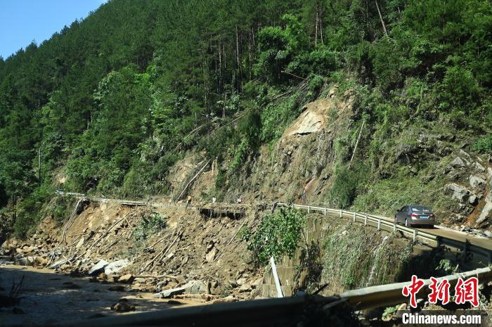 圖為(wei) 重慶萬(wan) 州受災地區。　陳超 攝