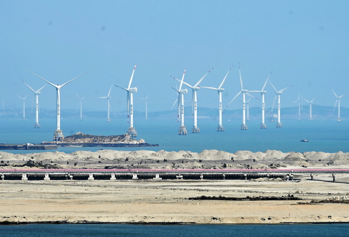 2021年3月9日，三峽福清興(xing) 化灣海上風電場。新華社記者 林善傳(chuan)  攝