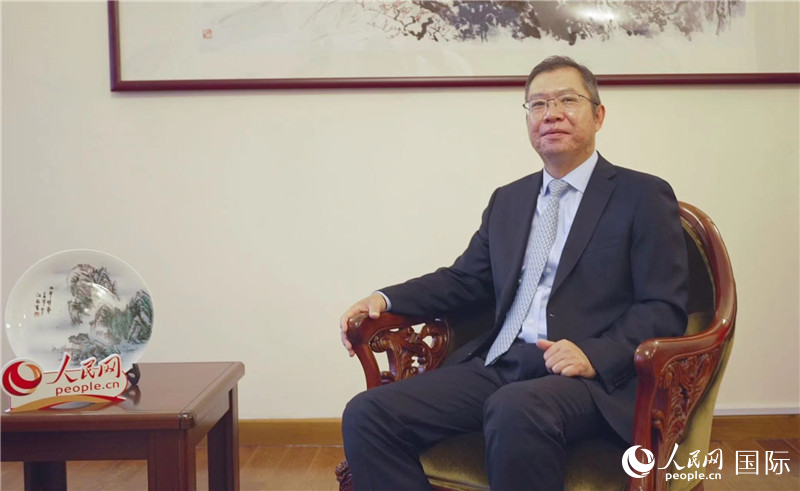 駐非盟使團團長胡長春大使接受人民網專(zhuan) 訪。人民網記者 劉寧攝