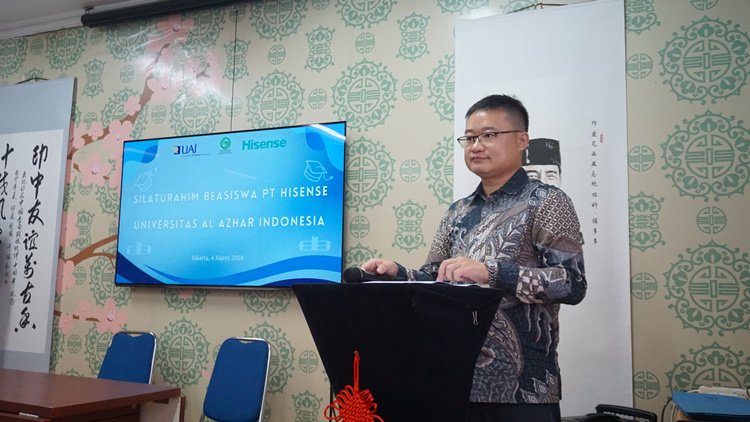 海信印尼公司總經理李現委致辭。阿拉紮大學孔子學院供圖