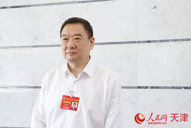 天津市第十二次黨(dang) 代會(hui) 代表、天津市政府副秘書(shu) 長、市衛生健康委黨(dang) 委副書(shu) 記、主任顧清 人民網 孫翼飛攝
