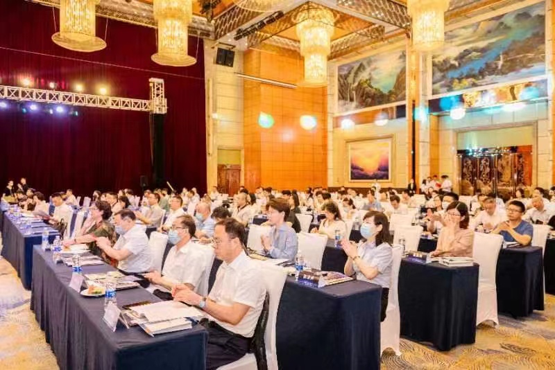省科技廳與(yu) 浦發分行簽署戰略協議。單位供圖