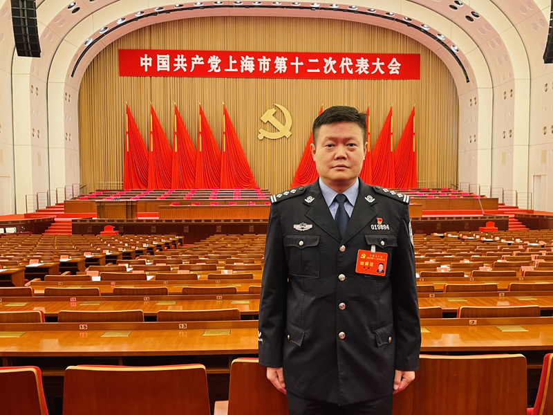黨(dang) 代表李勇。人民網 王文娟攝