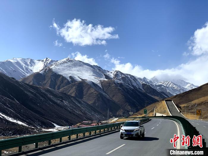 監測顯示：三江源地區典型冰川整體(ti) 呈退縮態勢