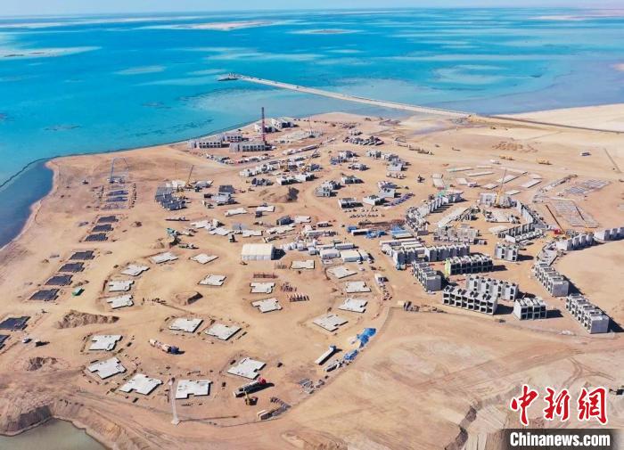 青海能源企業(ye) 成功參股沙特紅海綜合智慧能源項目