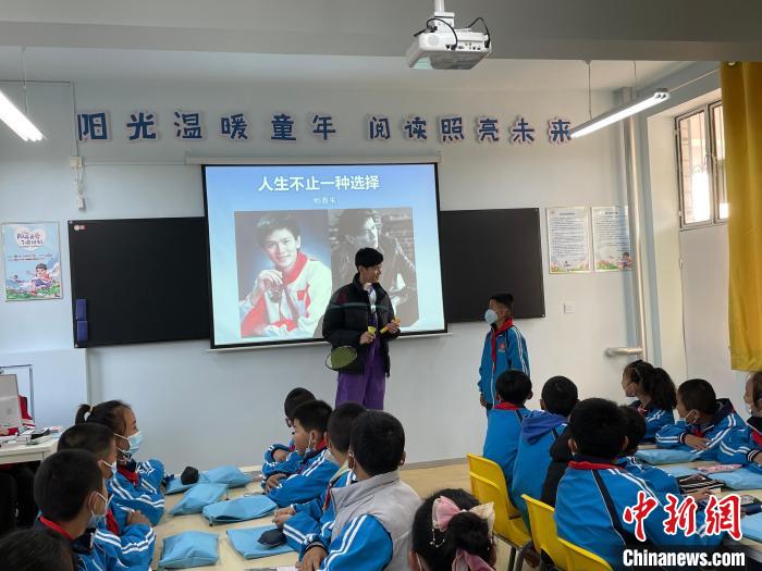 2021“陽光關(guan) 愛·i讀計劃”首站走進寧夏