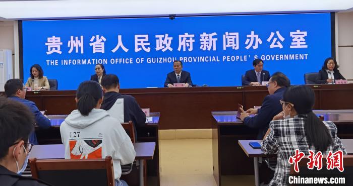 貴州打造中國首個(ge) 720度全仿真省級脫貧攻堅網上展館