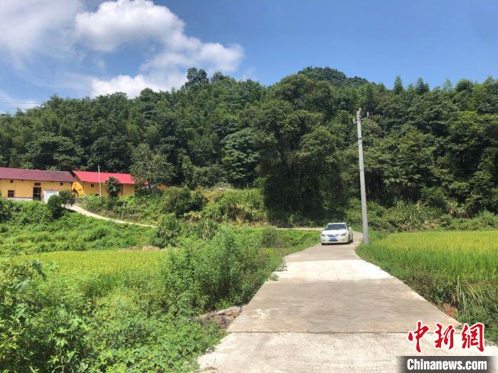 江西安福：佘村“三變”奔小康（圖）