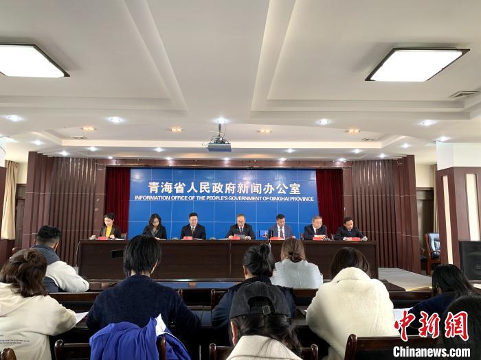 青海貧困勞動力就業(ye) 規模達17萬(wan) 人人均年勞務收入超6000元
