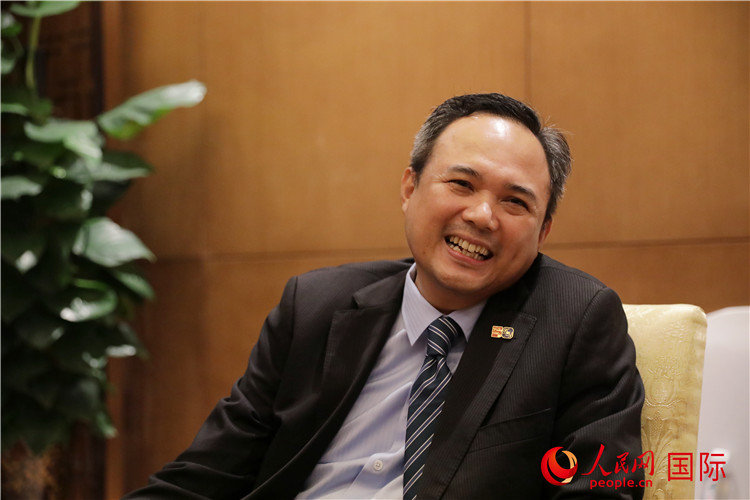 馬來西亞(ya) 駐南寧總領事館總領事阿哈默·法蒂爾·伊斯邁爾在2024中國-東(dong) 盟教育交流周期間接受人民網專(zhuan) 訪。人民網 王婧攝