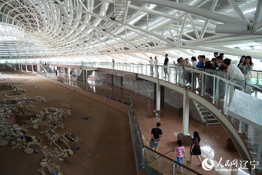 何以中國·尋根遼寧丨牛河梁國家考古遺址公園：從(cong) 這裏看中華五千年文明的曙光
