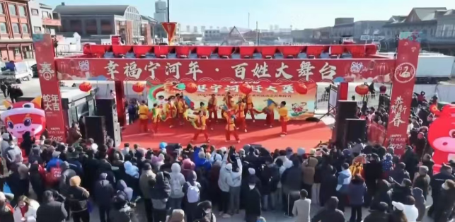 津彩過大年 | 國際青年趕鄉(xiang) 村大集 這個(ge) 非遺春節收獲多多