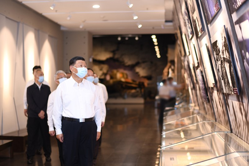 2022年8月16日至17日，中共中央總書(shu) 記、國家主席、中央軍(jun) 委主席習(xi) 近平在遼寧考察。這是16日下午，習(xi) 近平在錦州市考察遼沈戰役紀念館。 新華社記者 燕雁 攝