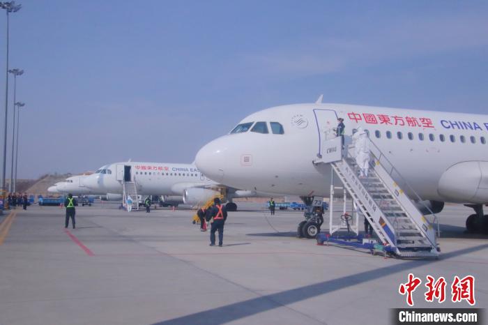 青藏高原最大國際機場運營航點恢複至39個(ge) 