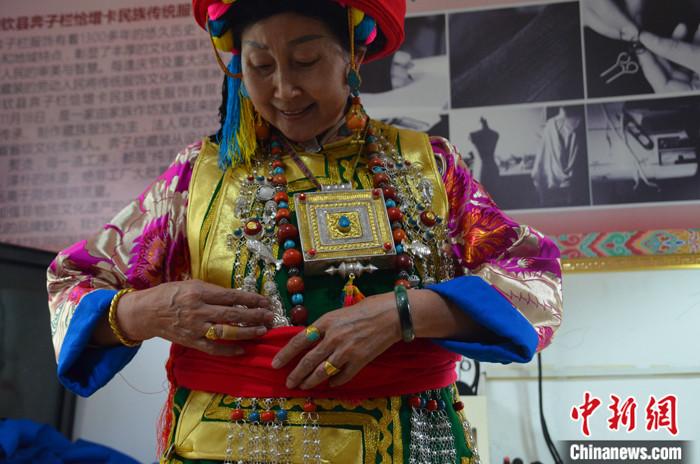 滇藏茶馬古道舊驛奔子欄的“文藝複興”