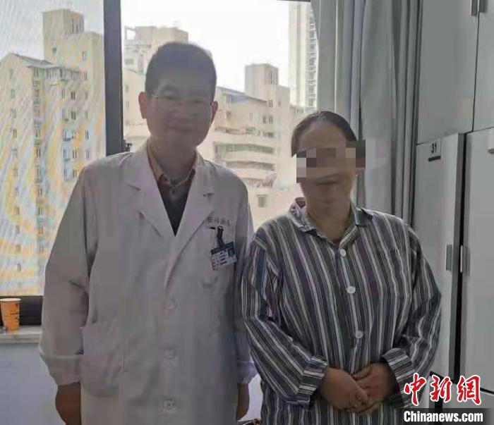 上海援青醫生仁心仁術造福民眾(zhong) 藏族卓瑪千裏尋醫