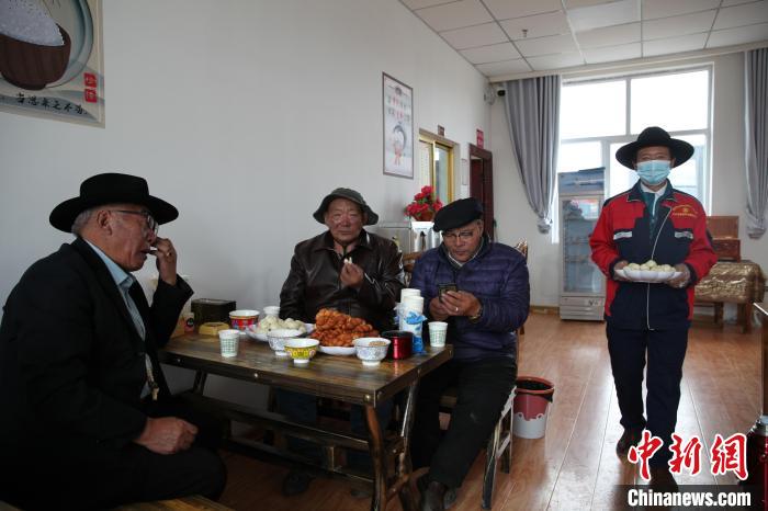 長江源頭“窮縣”的“富民生”：“大力度”換養(yang) 老“舒適度”