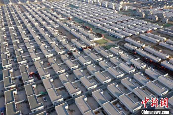 圖為(wei) 蘭(lan) 州新區移民安置區。　丁凱 攝