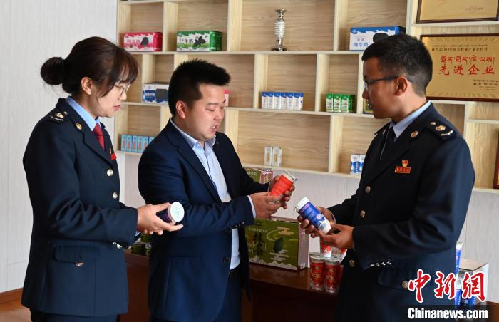 林芝稅務部門創特色品牌當地企業(ye) 享受上門服務