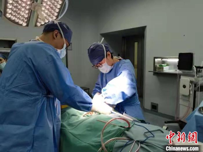 “格桑花之愛”為(wei) 561人次西藏患兒(er) 開展髖關(guan) 節愛心手術