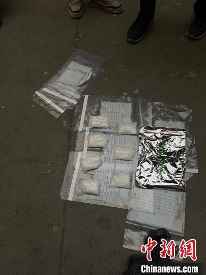 西藏兩(liang) 市公安禁毒部門聯合破獲一起特大跨省運輸毒品案