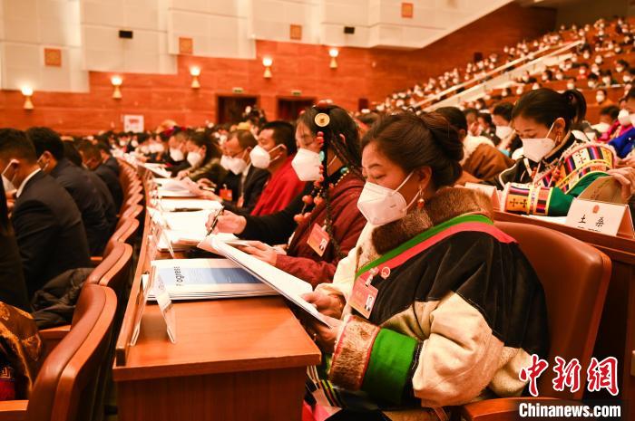 圖為(wei) 會(hui) 議現場 趙朗 攝