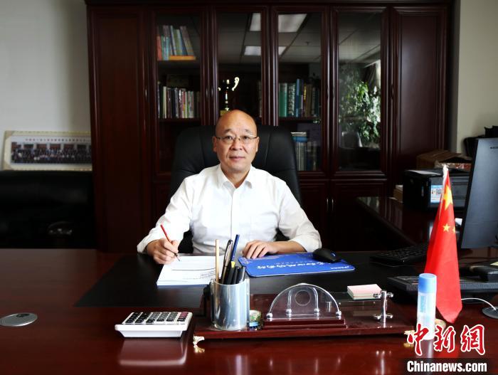 （兩(liang) 會(hui) 聲音）全國政協委員王昆：建議氫能源列車落地青藏高原，打造低碳“天路”