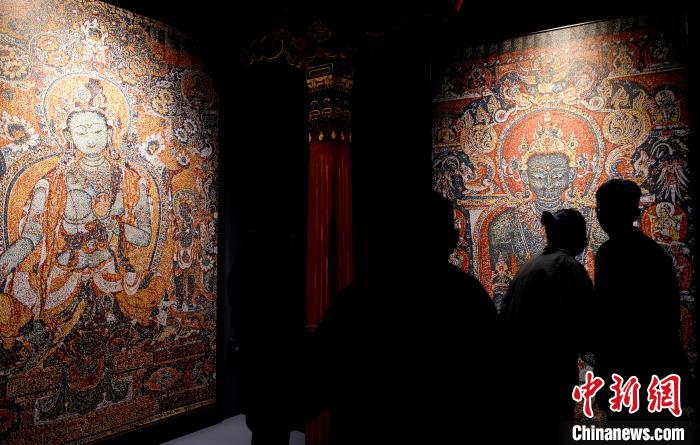 西藏壁畫源流為(wei) 靈感楊冕西藏個(ge) 展“照見”今日開幕